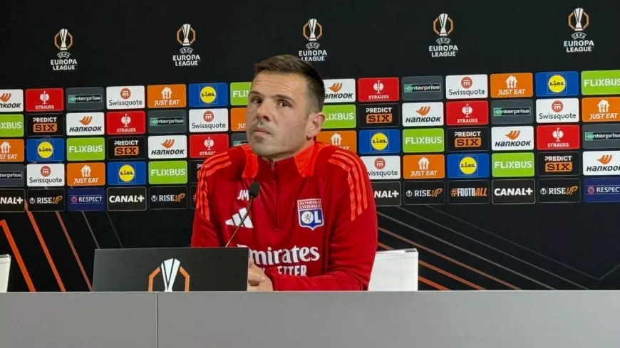 Jorge Maciel, treinador de futebol, treinador adjunto do Olympique Lyonnais, em entrevista coletiva
